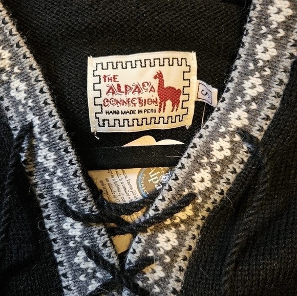 The Alpaca Connection Hooded long sleeve Sweater Size Small NWT - Picture 8 of 9